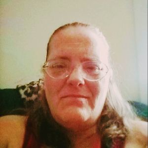 Meet your Posher, Ro anna